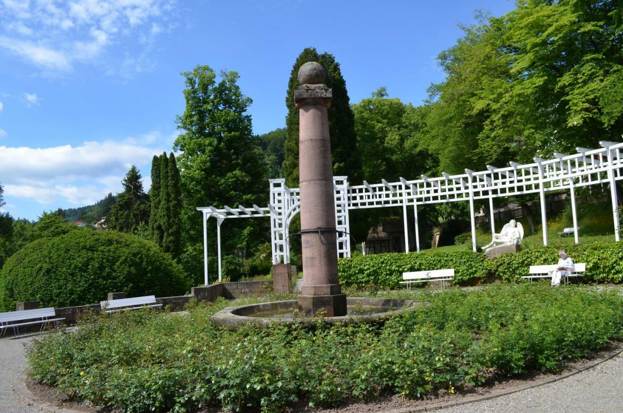 Ferienwohnung Am Kurpark Bad Wildbad Esterno foto